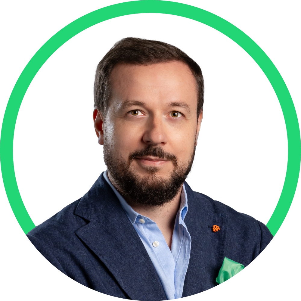 Mateusz Calik Delante