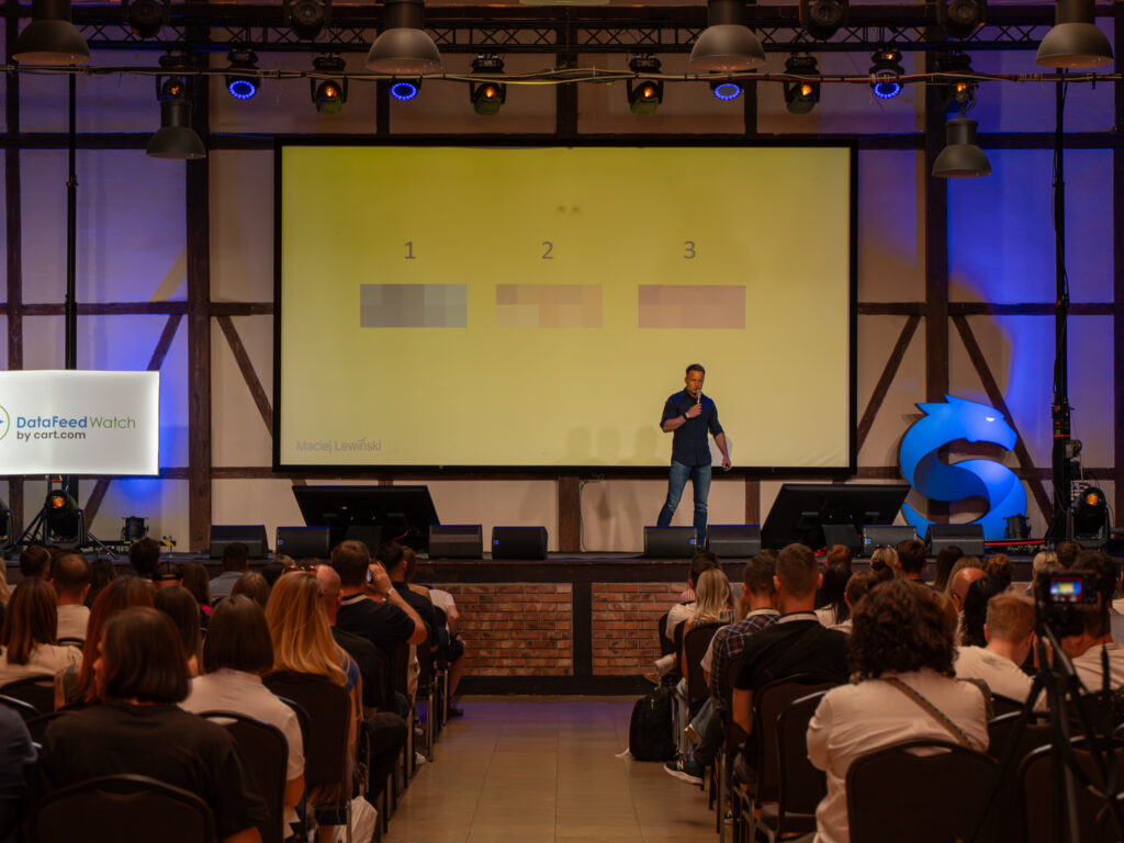 Maciej Lewiński na scenie semKRK#23 BIG